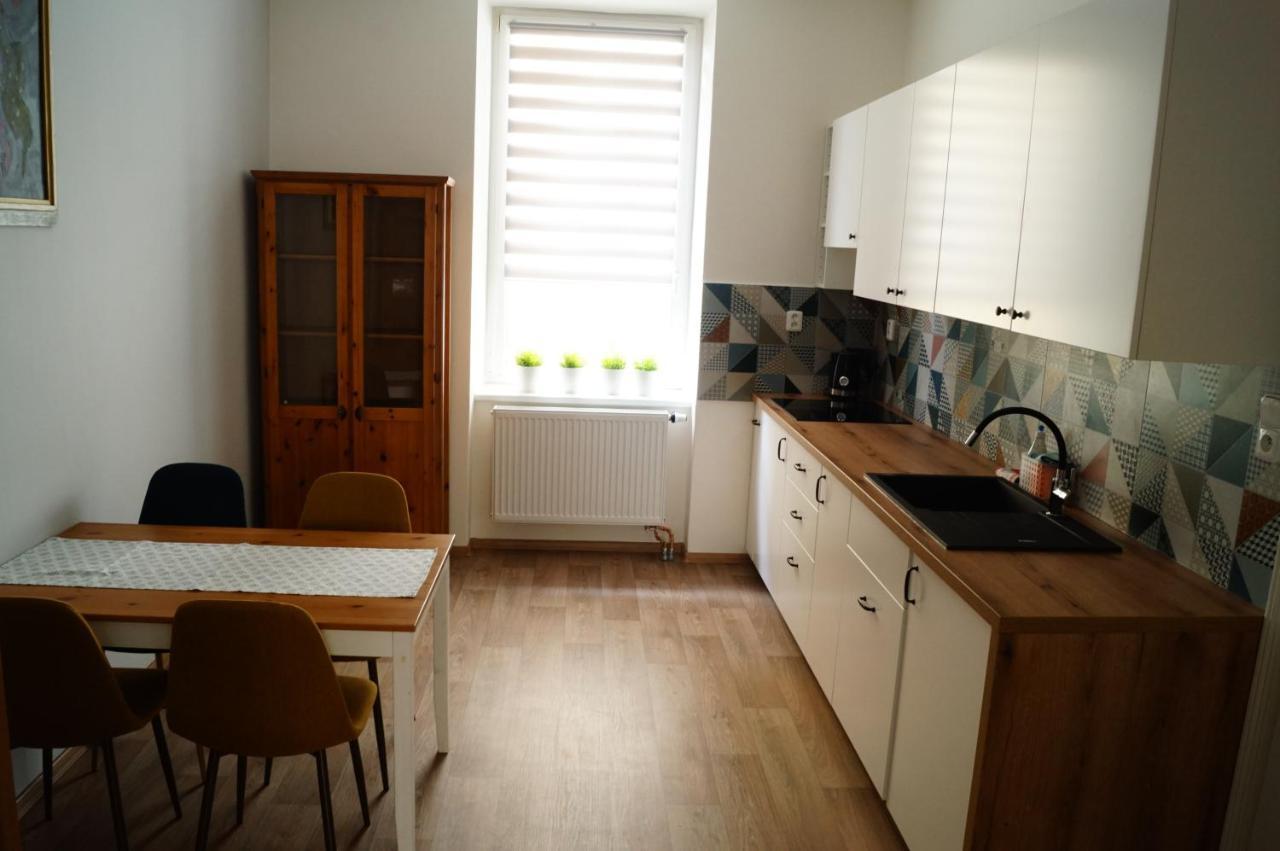 Mary Apartment